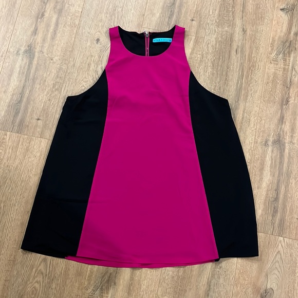 Alice + Olivia Tops - Alice & Olivia Pink and Black Tunic